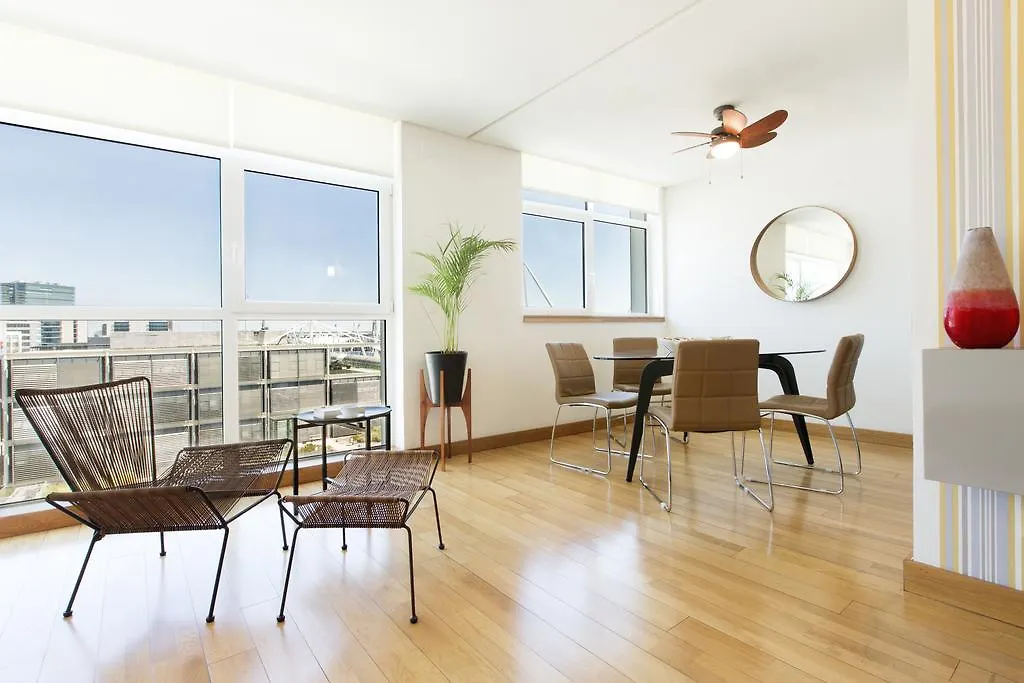 Apt In Lisbon Oriente Duplex - Parque Das Nacoes Appartement