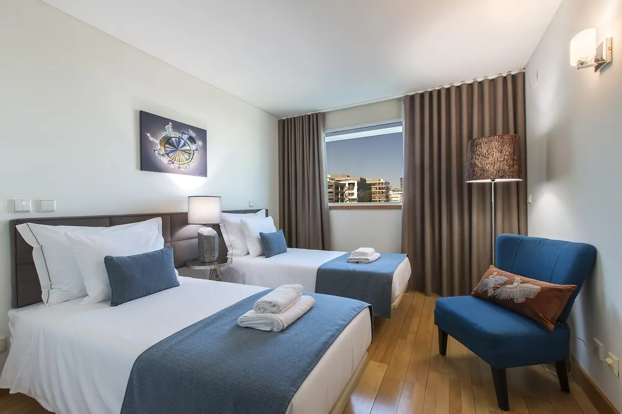 Apt In Lisbon Oriente Duplex - Parque Das Nacoes Appartement